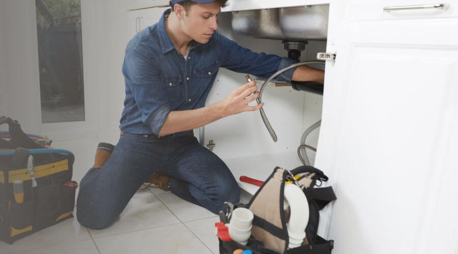 Professional sink repair in Vallonia, IN